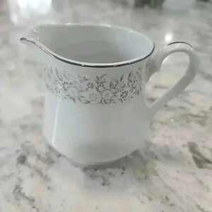 Taihei China Springtime Creamer Made in Japan